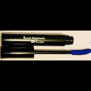 Mascara Intense in Cobalt Blue